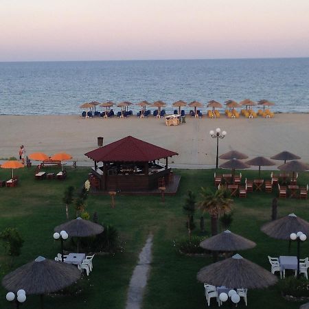 Hotel Akrogiali Korinós Esterno foto