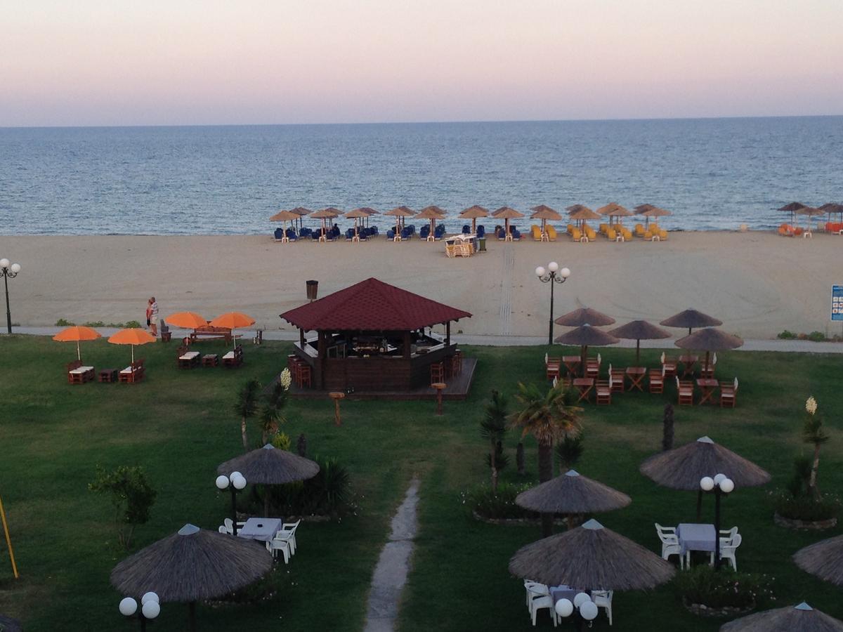 Hotel Akrogiali Korinós Esterno foto