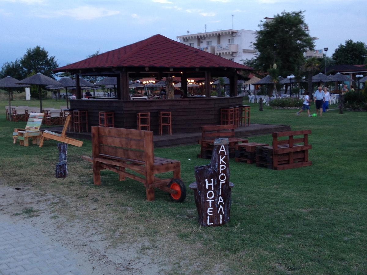 Hotel Akrogiali Korinós Esterno foto