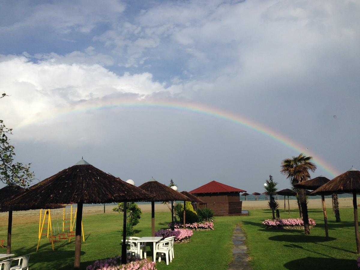 Hotel Akrogiali Korinós Esterno foto